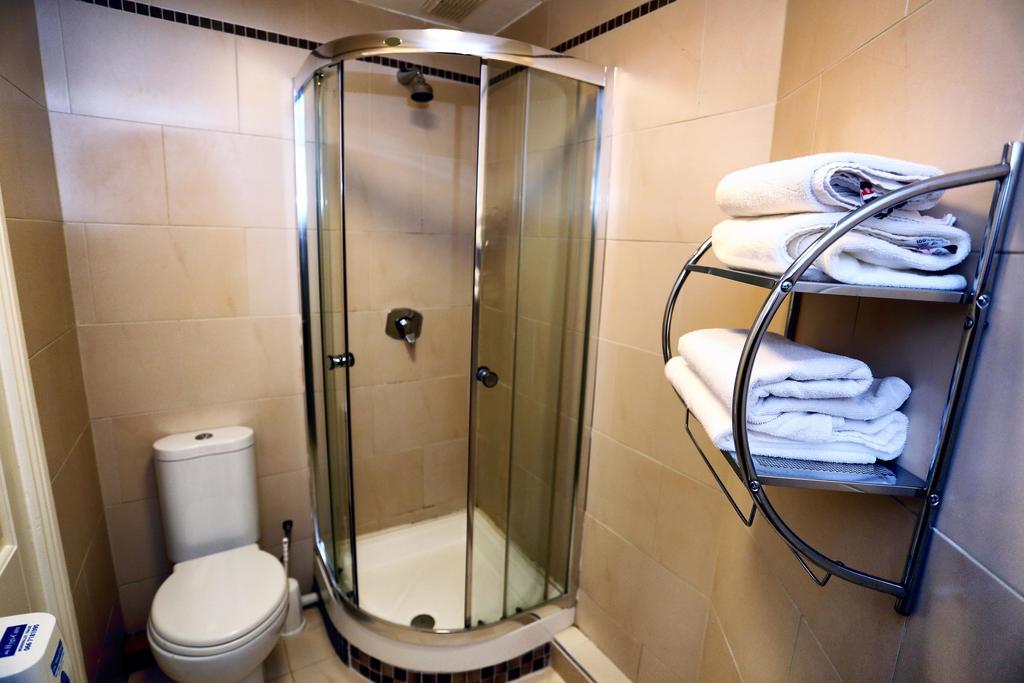 ترالي Sean Og'S Accomodation الغرفة الصورة